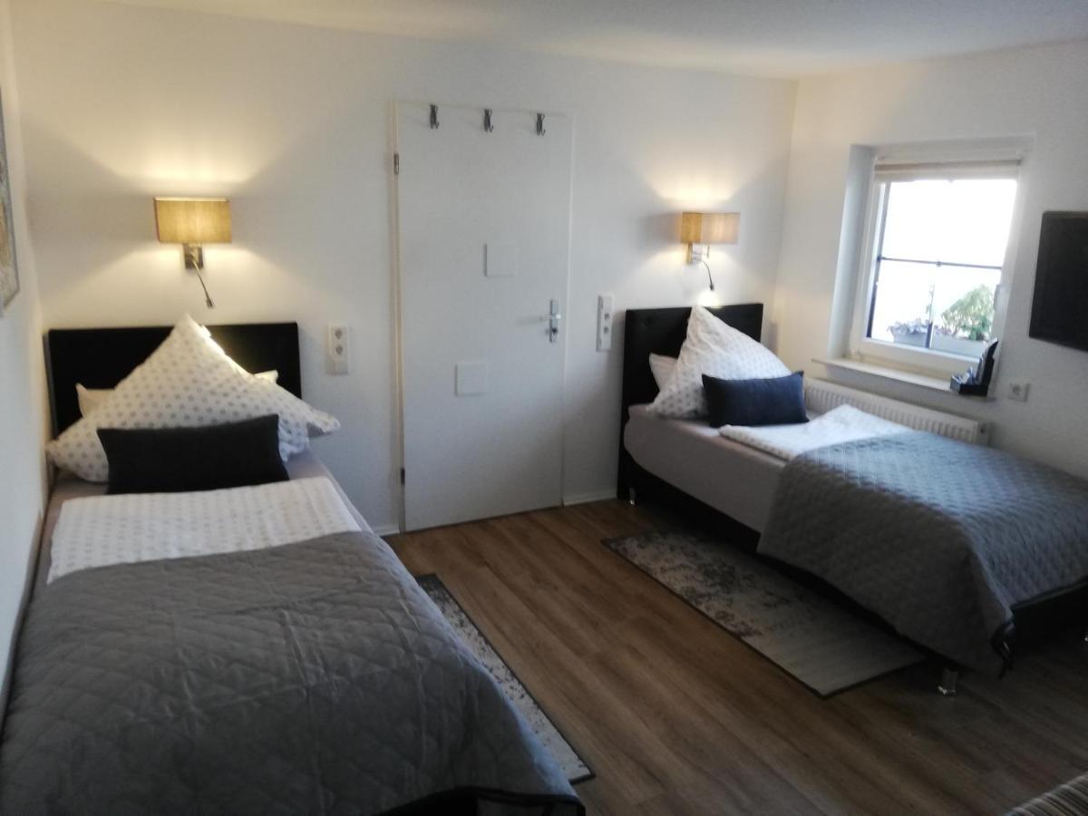 Ferienwohnung Hirmer ツィルンドルフ エクステリア 写真